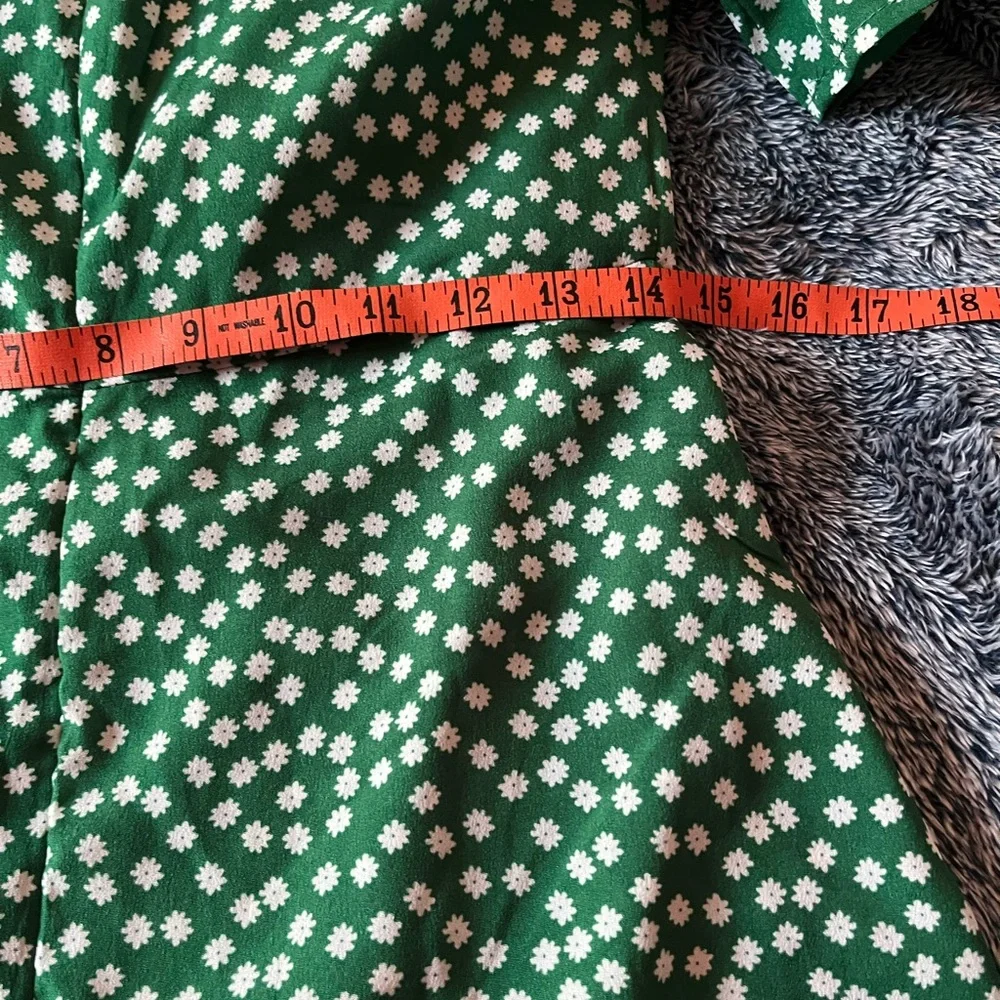 Shein size medium green floral dress - Picture 8 of 8